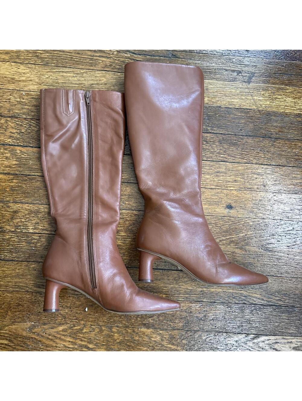Arezzo Women's Brown and Tan Boot